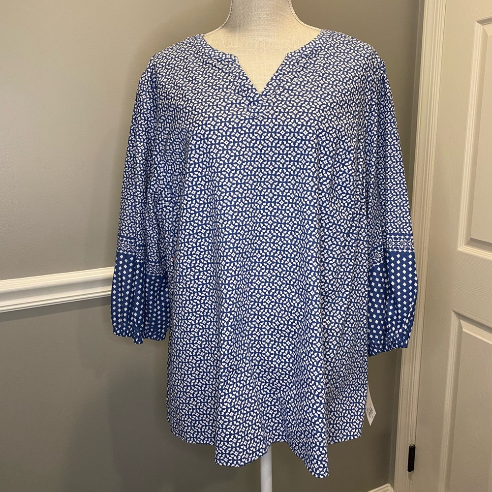 Croft & Barrow Blue White Tunic Top Size 1X New with Tag 3/4 Sleeve V-Neck